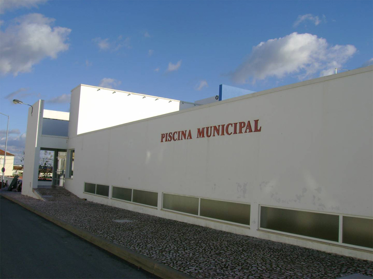 Piscina Municipal, Redondo